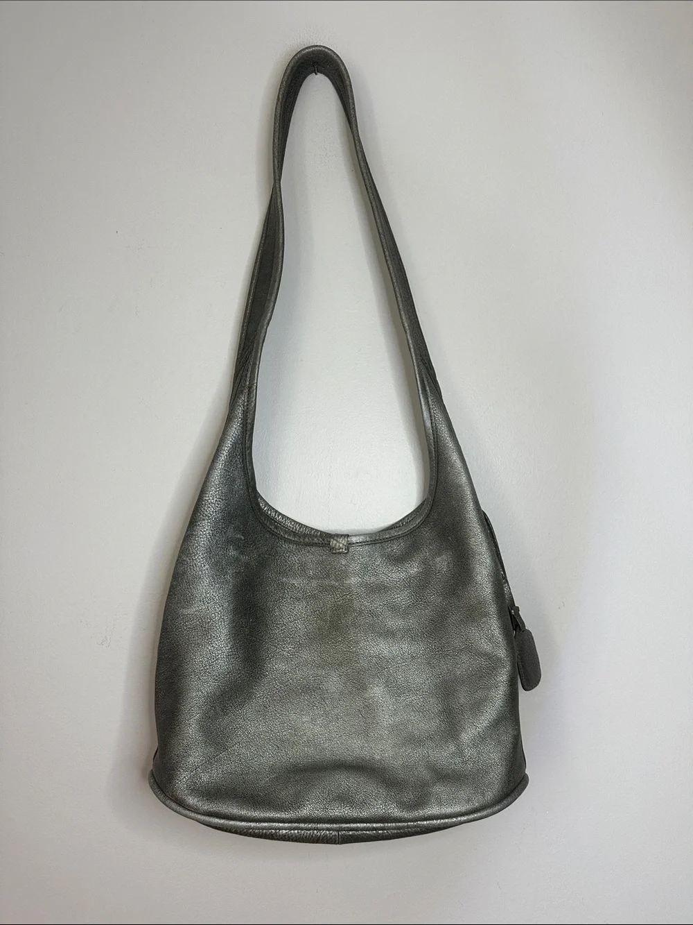 UGG sleek metallic